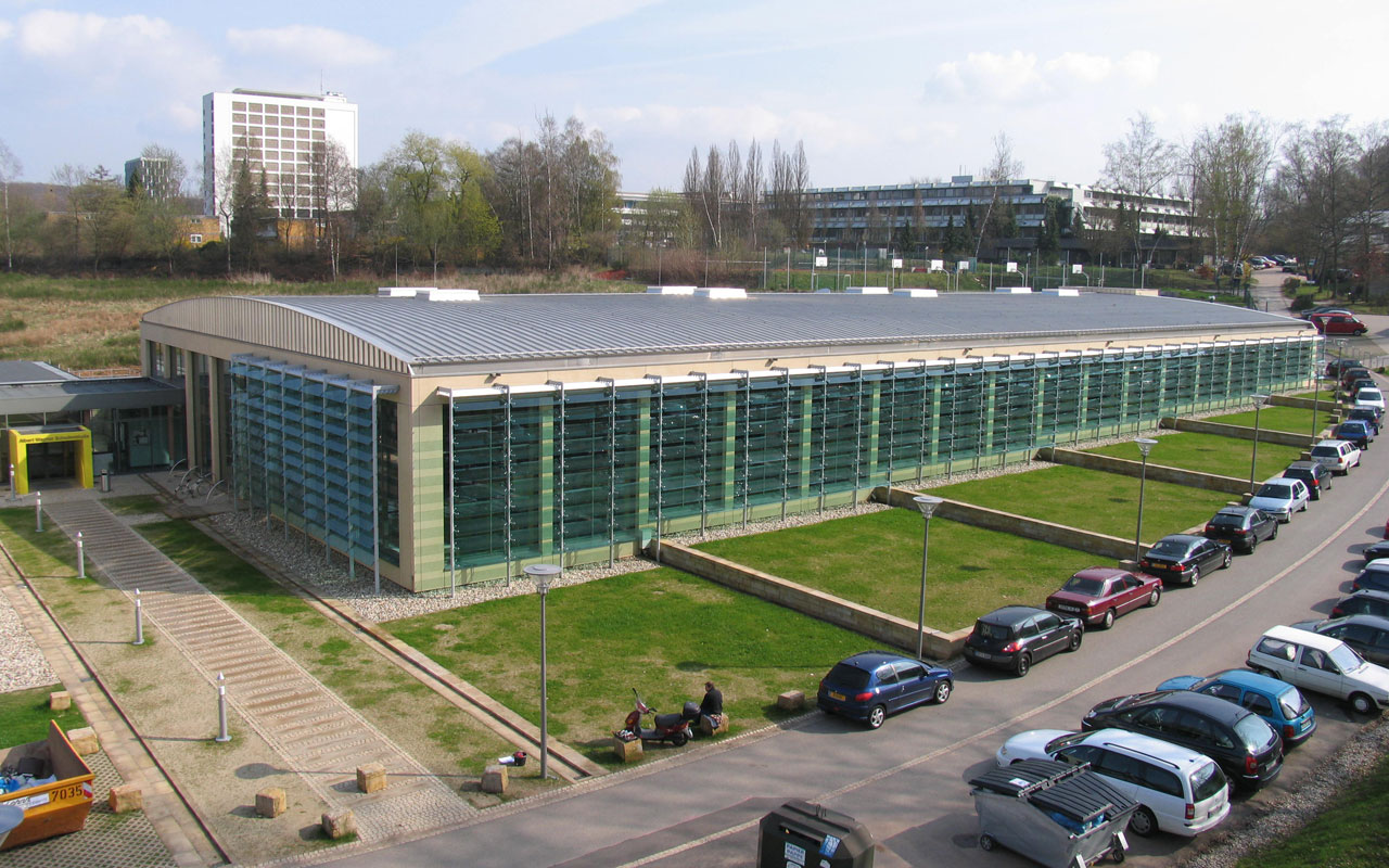 Universitätsschwimmhalle Saarbrücken